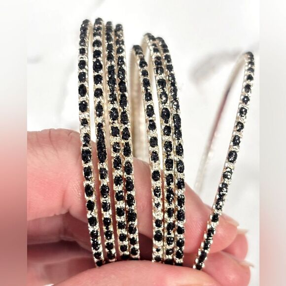 Vintage Y2K Bangle Bracelets Black Silver Tone Metal Set of 8 Retro - Picture 1 of 7